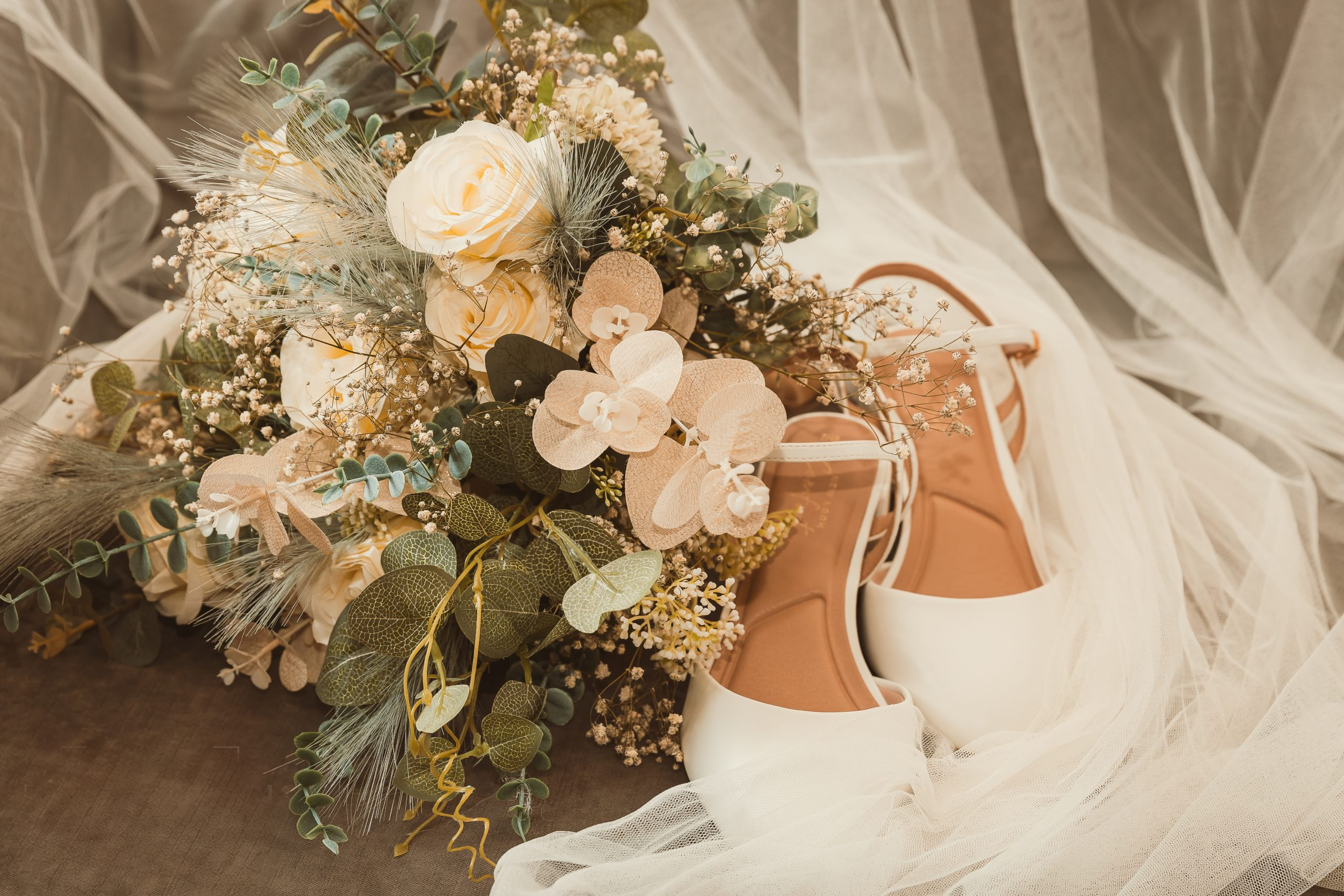 Bridal detail image of accessories